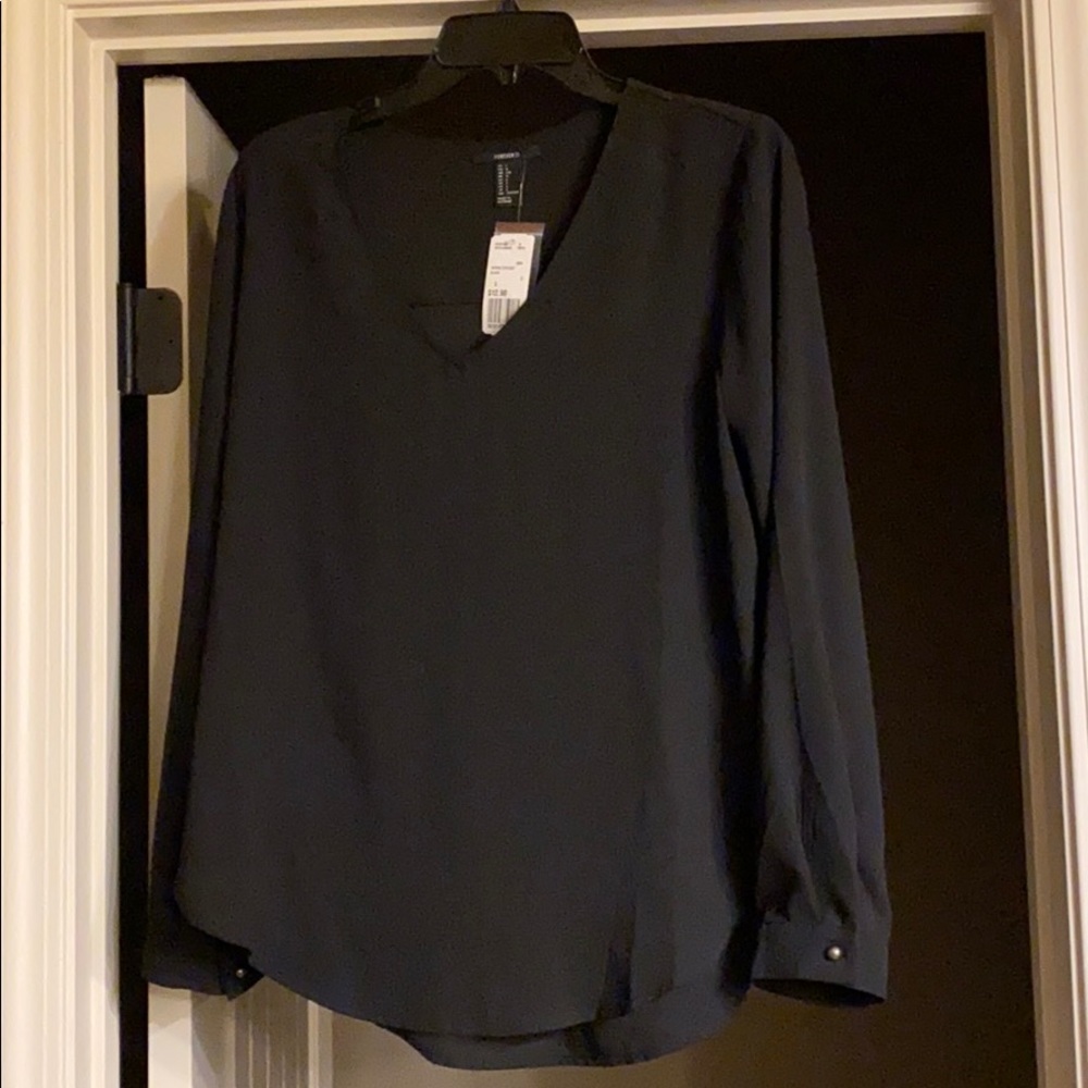 BRAND NEW!!  Forever 21 long sleeve blouse!!